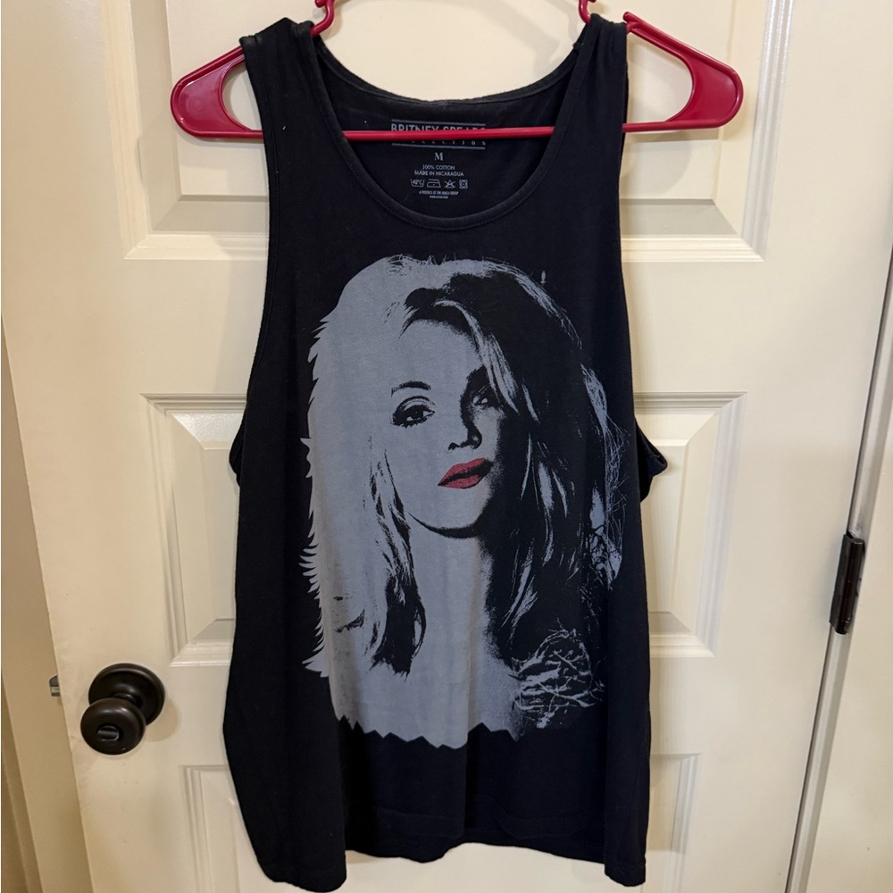 Buckle Black and Gray Graphic Tank Top